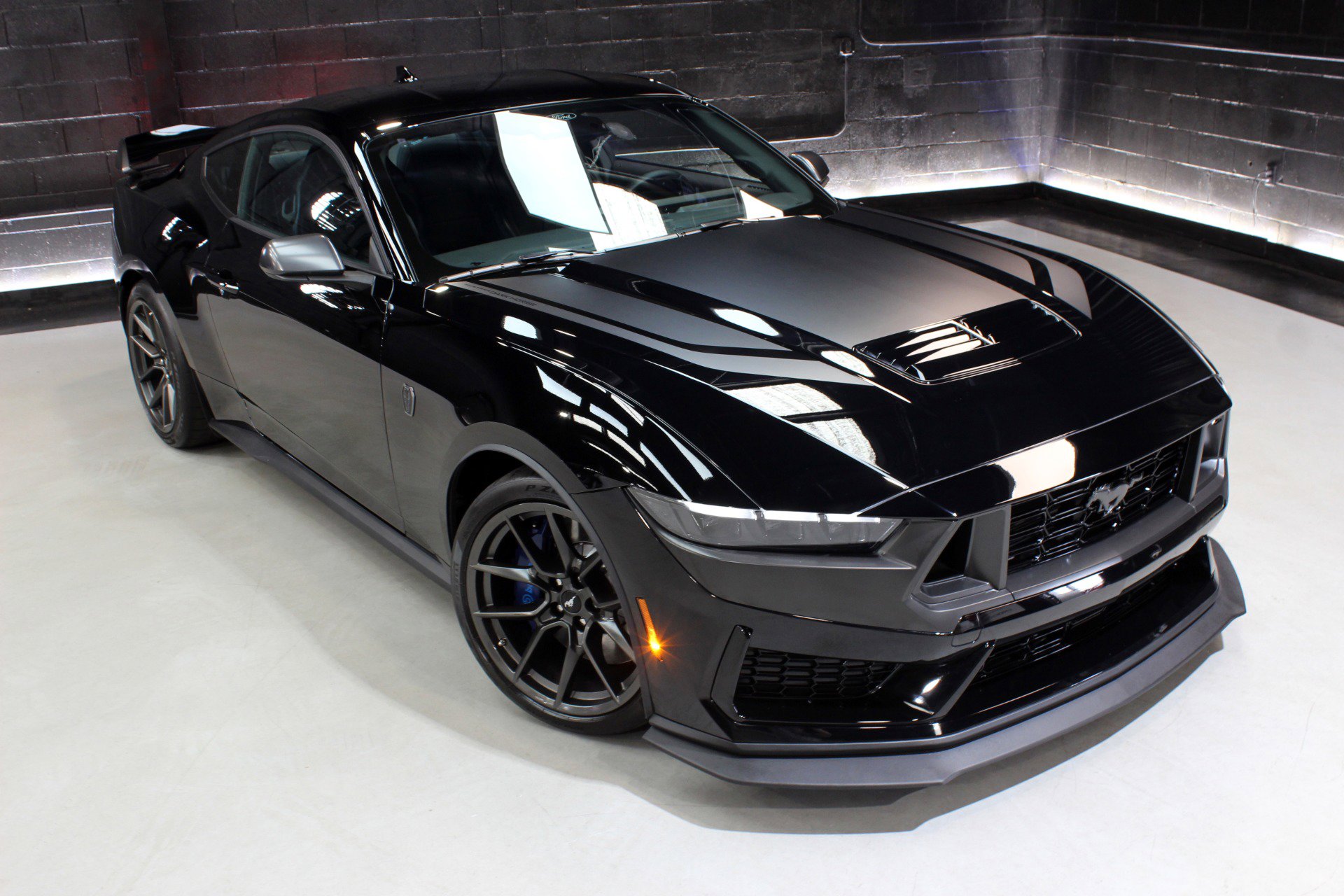 Used 2024 Ford Mustang Dark Horse w/ Dark Horse Handlin Package image 9