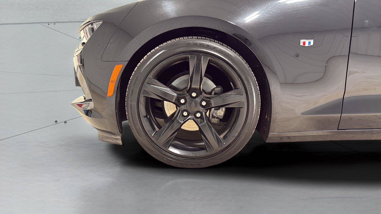 Used 2017 Chevrolet Camaro LT w/ Technology Package RWD image 28