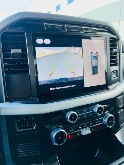 Used 2023 Ford F150 Lightning XLT image 10