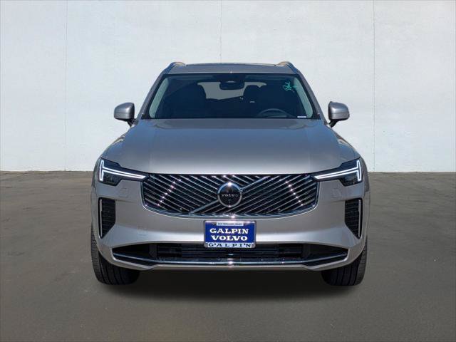 New 2026 Volvo XC90 T8 Ultra w/ Lounge Package AWD/4WD image 4