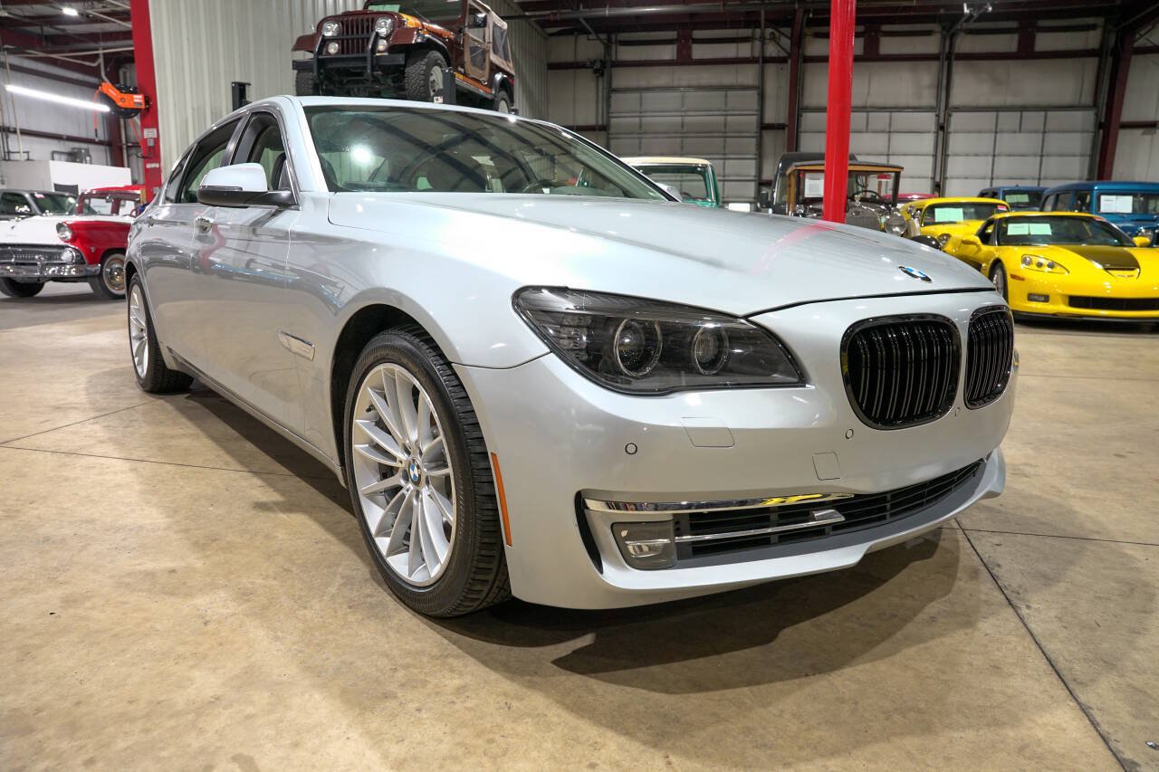 Used 2013 BMW 750Li xDrive AWD/4WD image 12