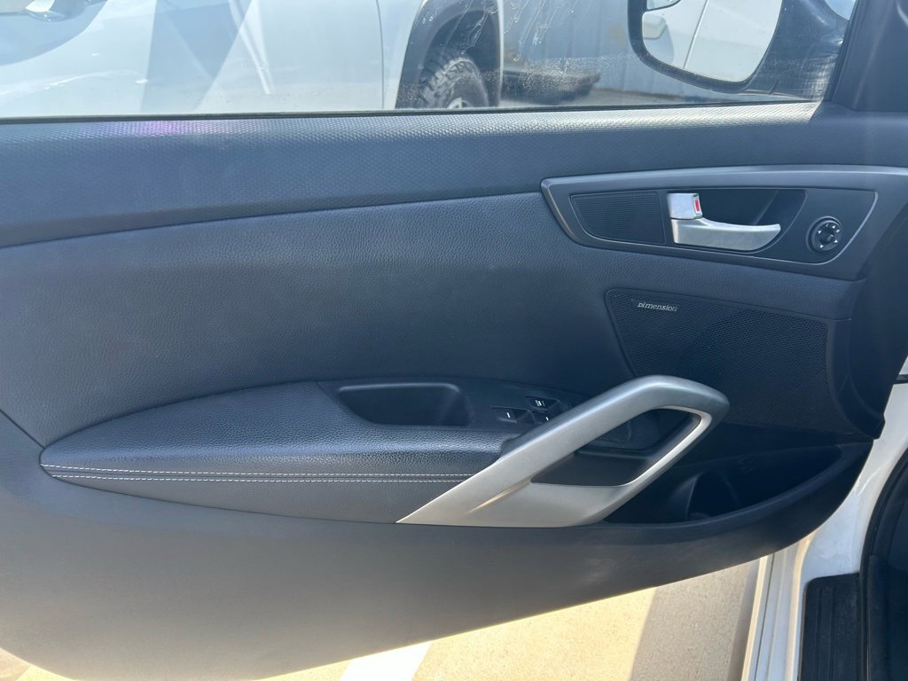 Used 2014 Hyundai Veloster Turbo w/ Turbo Technology Package 04 image 8