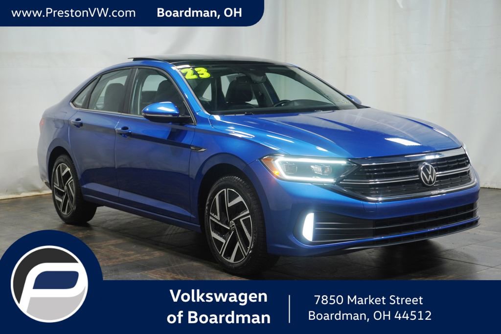 Used 2023 Volkswagen Jetta SEL image 1