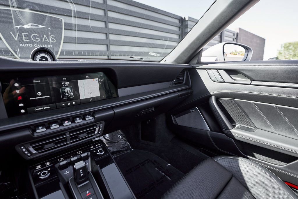 Used 2024 Porsche 911 Carrera GTS w/ Premium Package image 69