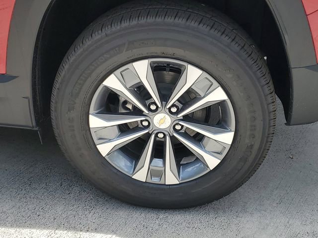 New 2026 Chevrolet Equinox LT w/ Safety and Technology Package FWD image 5