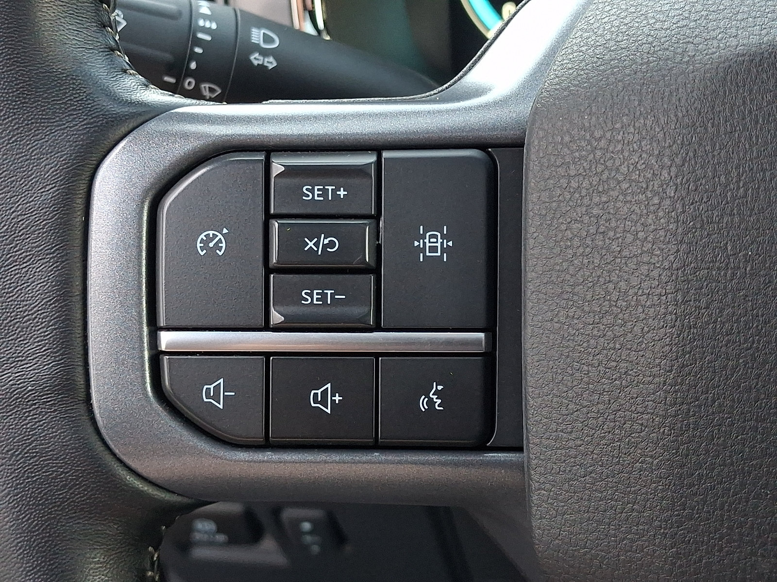 Certified 2023 Ford F150 Lariat AWD/4WD image 23