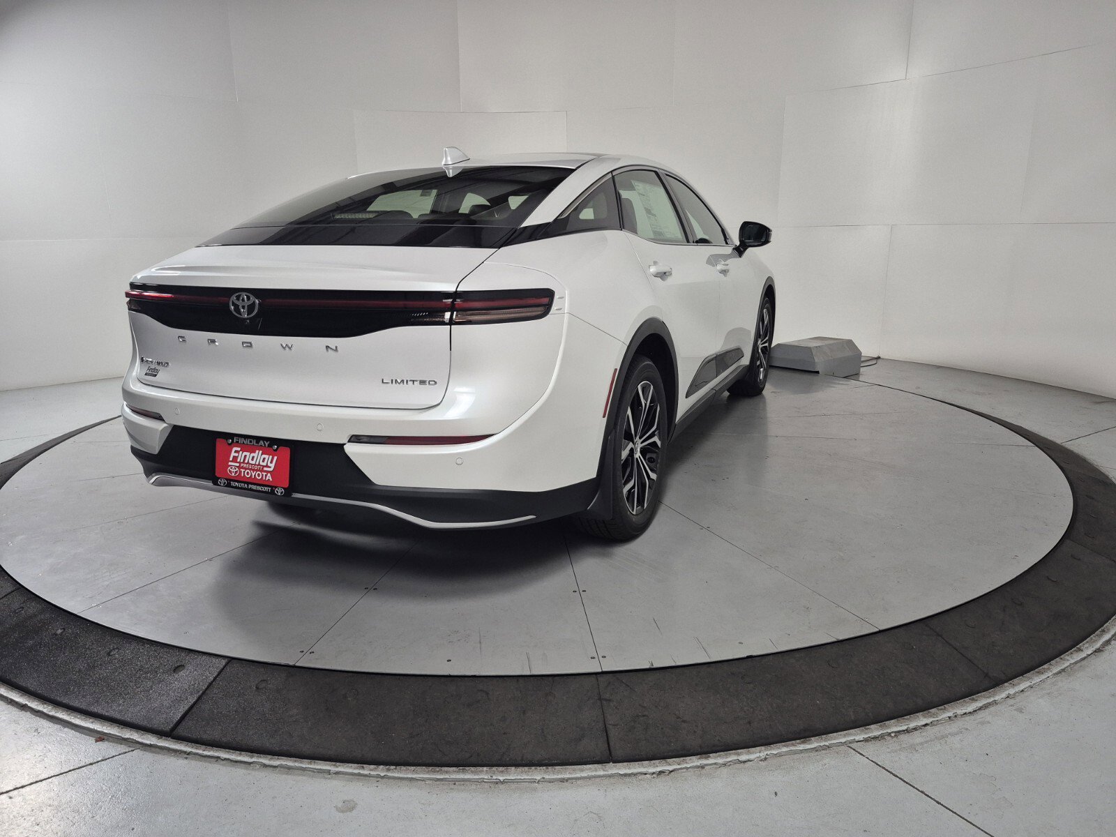 New 2026 Toyota Crown Limited image 5