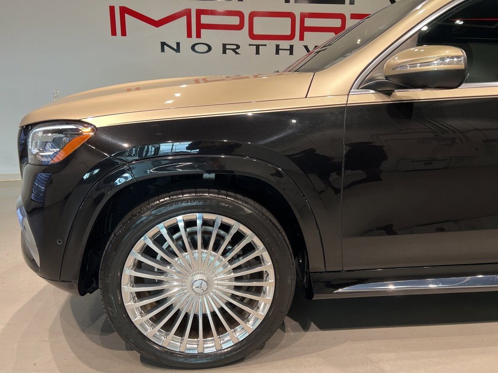 Used 2021 Mercedes-Benz Maybach GLS 600 4MATIC image 8