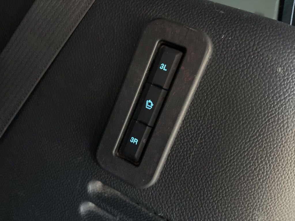 Used 2017 Ford Expedition Limited w/ Equipment Group 301A image 25