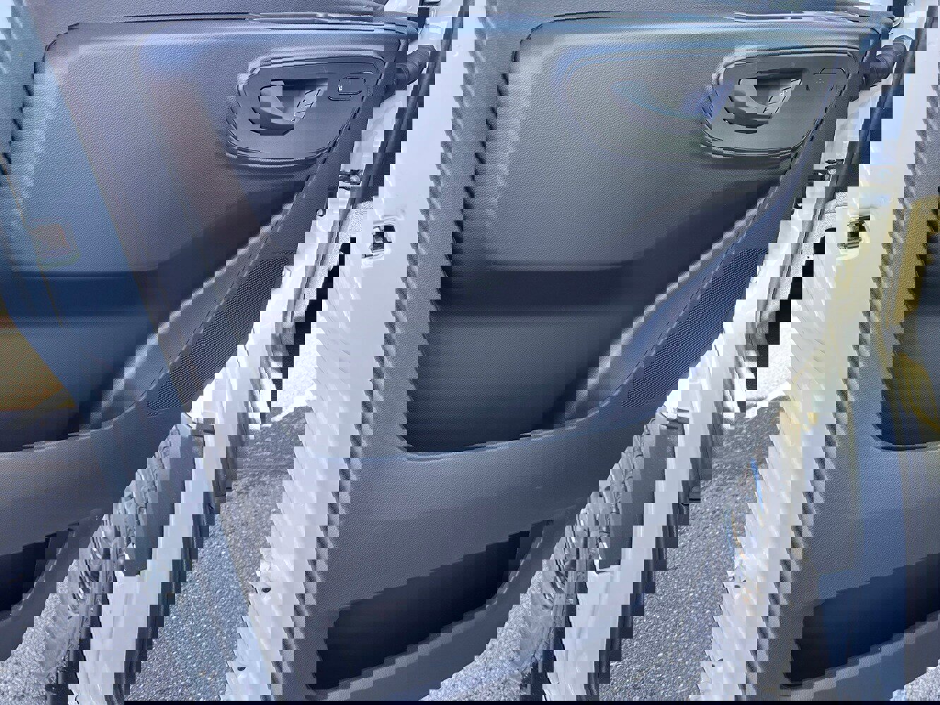 Used 2025 Mercedes-Benz Sprinter 2500 image 10