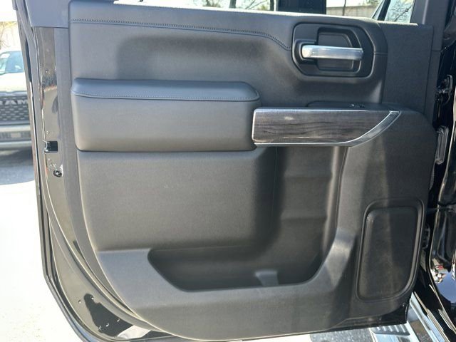 Used 2021 Chevrolet Silverado 2500 LTZ w/ Z71 Chrome Sport Edition image 25