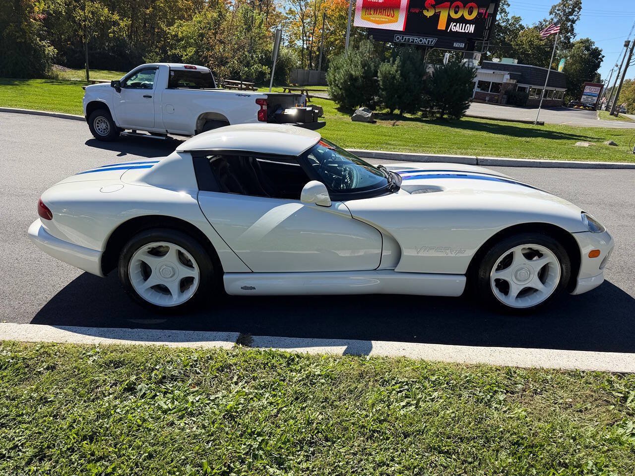 Used 1996 Dodge Viper RT/10 RWD image 7