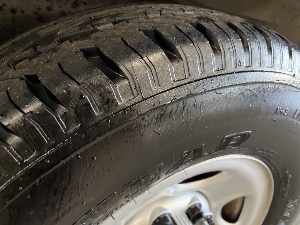 Used 2016 Chevrolet Express 2500 LS image 12