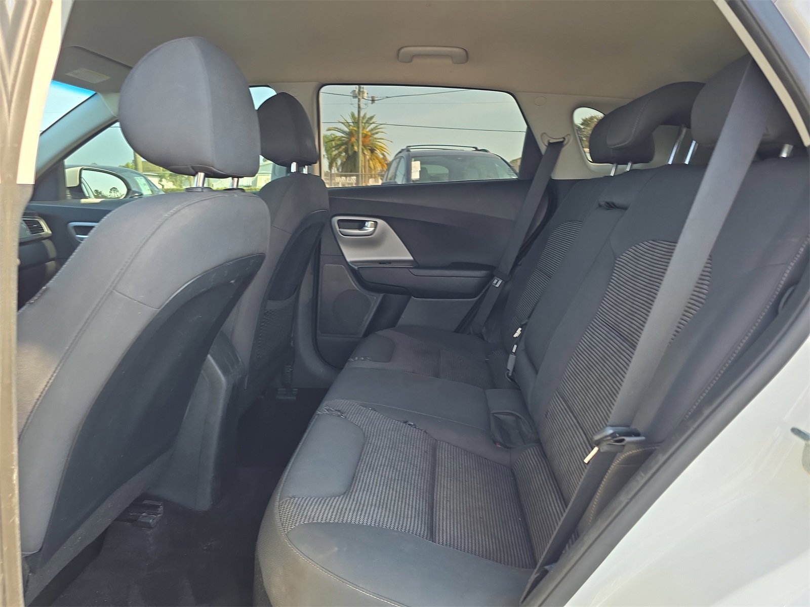 Used 2019 Kia Niro LX image 13