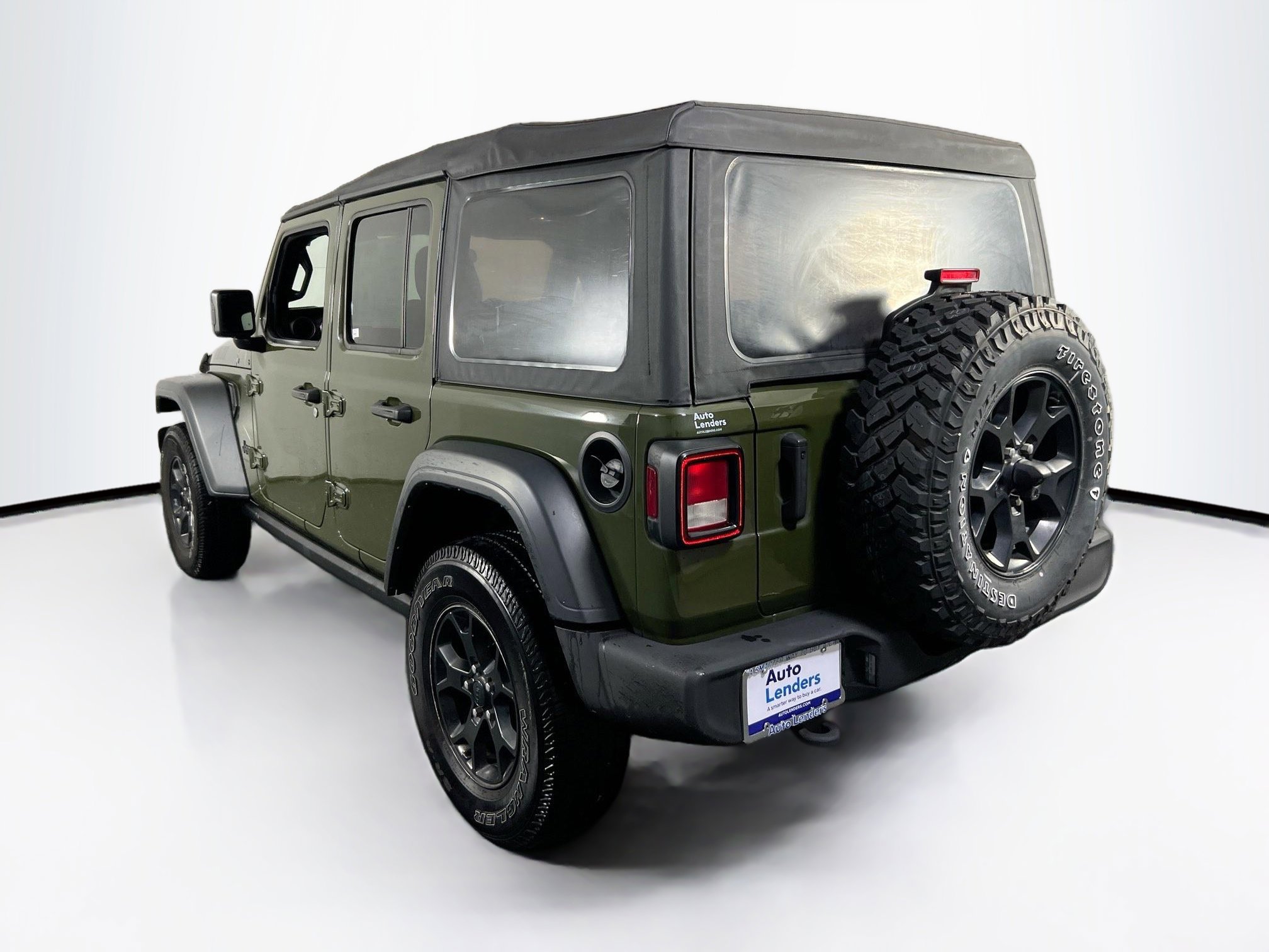 Used 2023 Jeep Wrangler Willys image 7