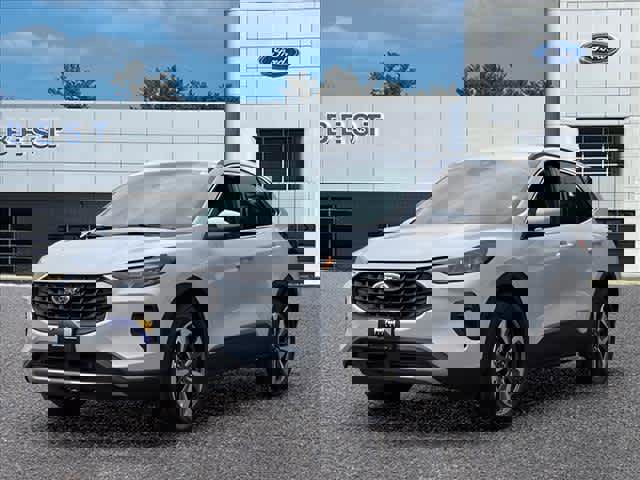 Used 2025 Ford Escape Platinum image 4