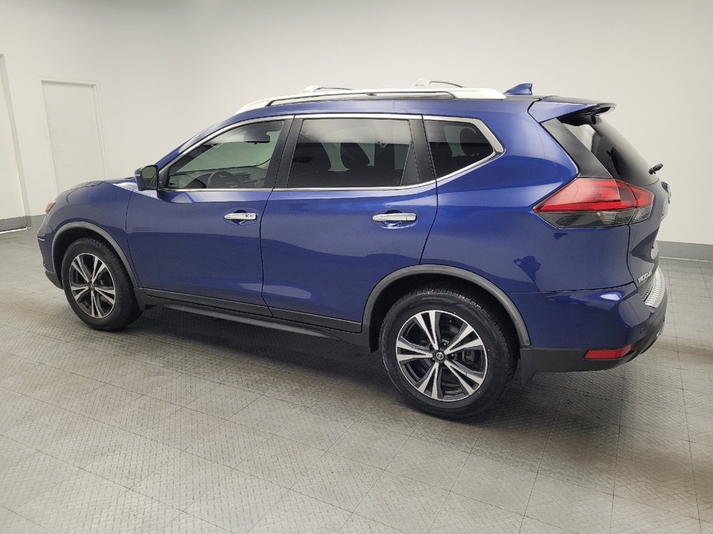 Used 2020 Nissan Rogue SV w/ Premium Package image 3