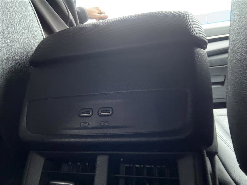 Used 2025 Chevrolet Equinox LT w/ Convenience Package II image 30