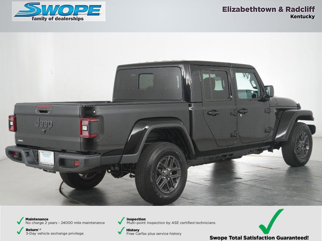 New 2025 Jeep Gladiator Sport image 3