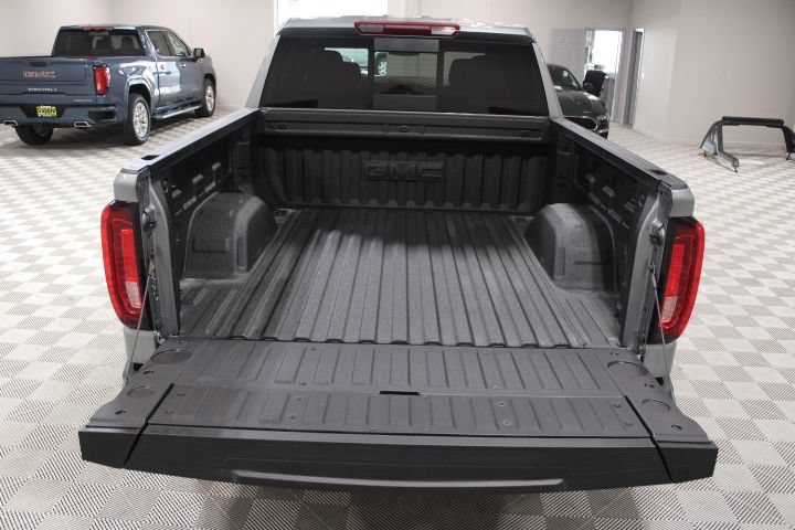 New 2026 GMC Sierra 1500 SLT w/ SLT Premium Plus Package AWD/4WD image 14
