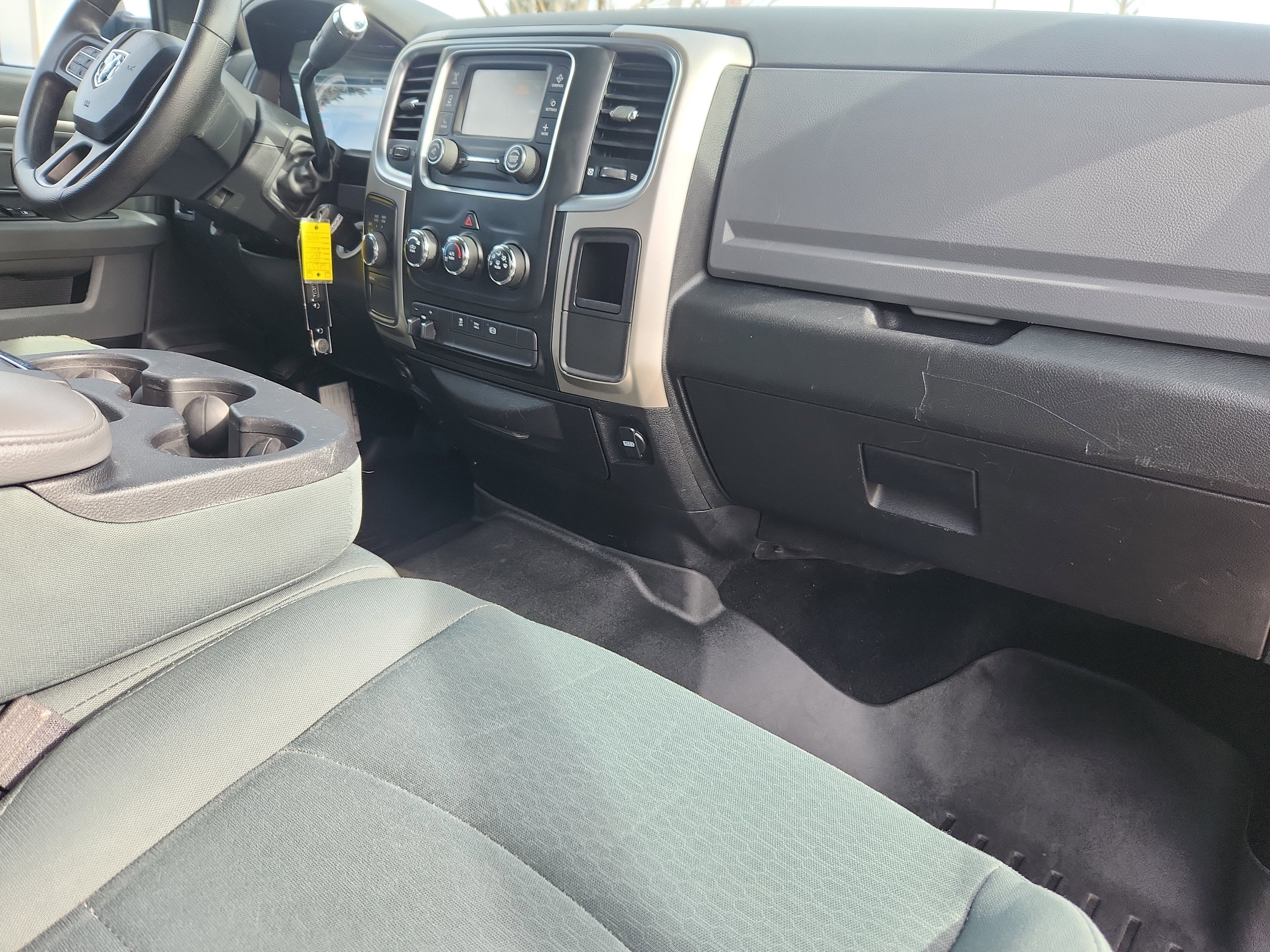 Used 2015 RAM 2500 SLT image 15