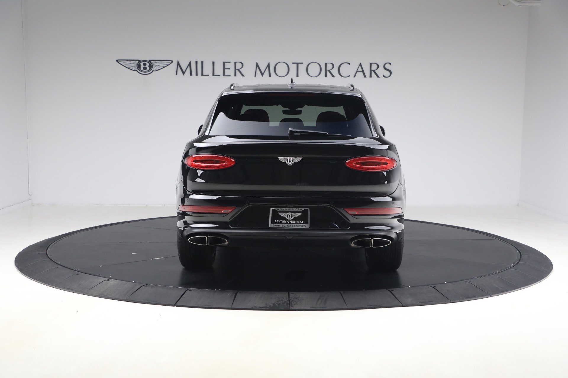 Used 2022 Bentley Bentayga image 6