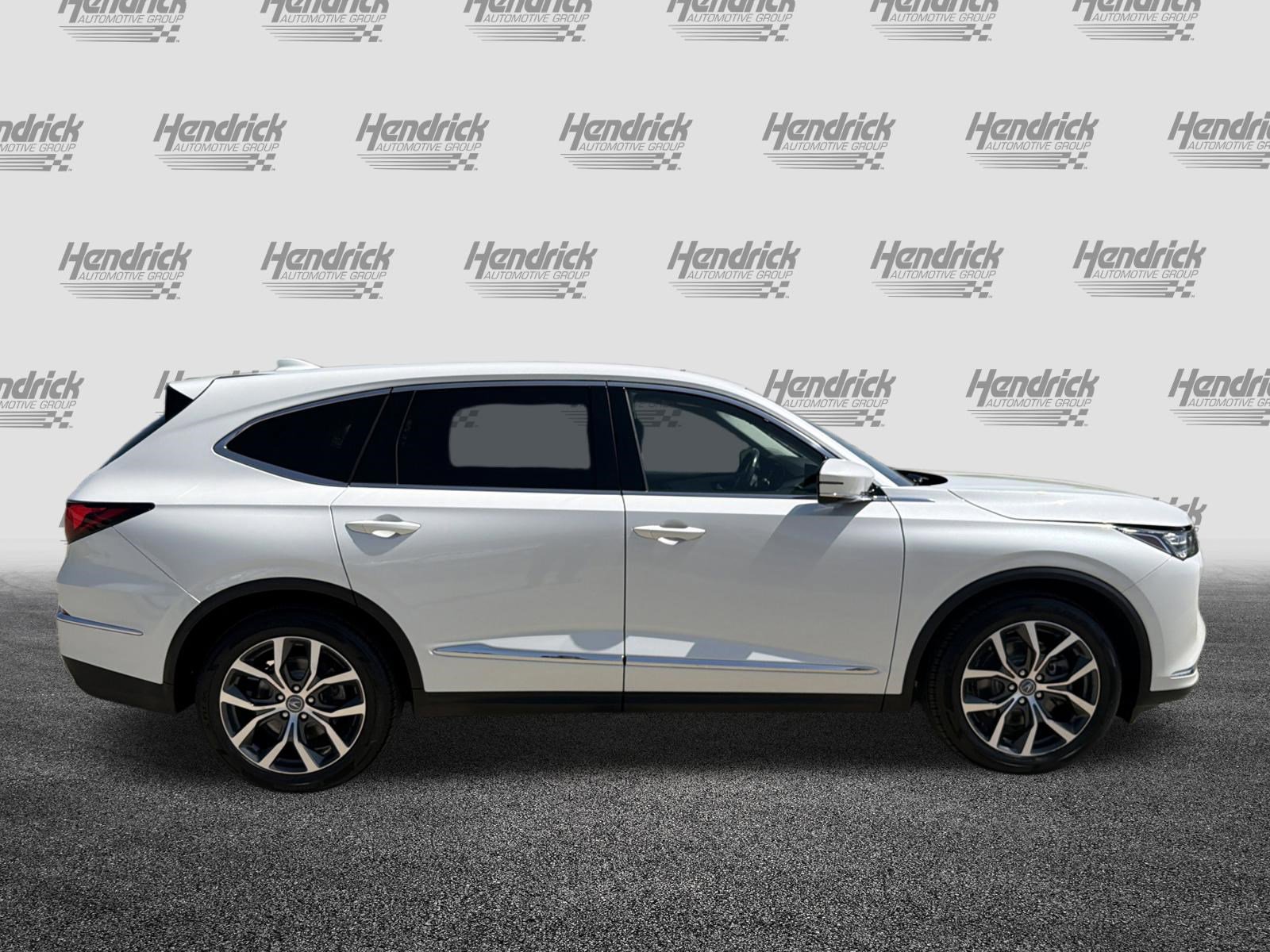 Certified 2023 Acura MDX SH-AWD w/ Technology Package image 11