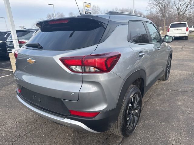 Used 2023 Chevrolet TrailBlazer LT w/ Convenience Package image 3