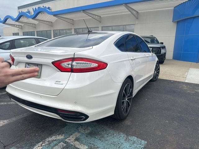Used 2013 Ford Fusion SE image 3
