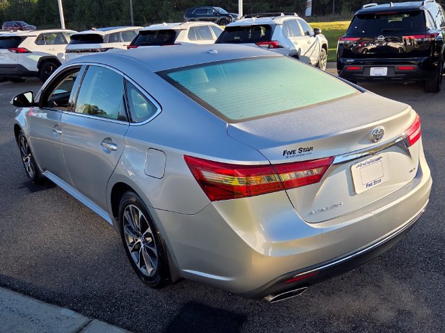 Used 2017 Toyota Avalon XLE FWD image 11