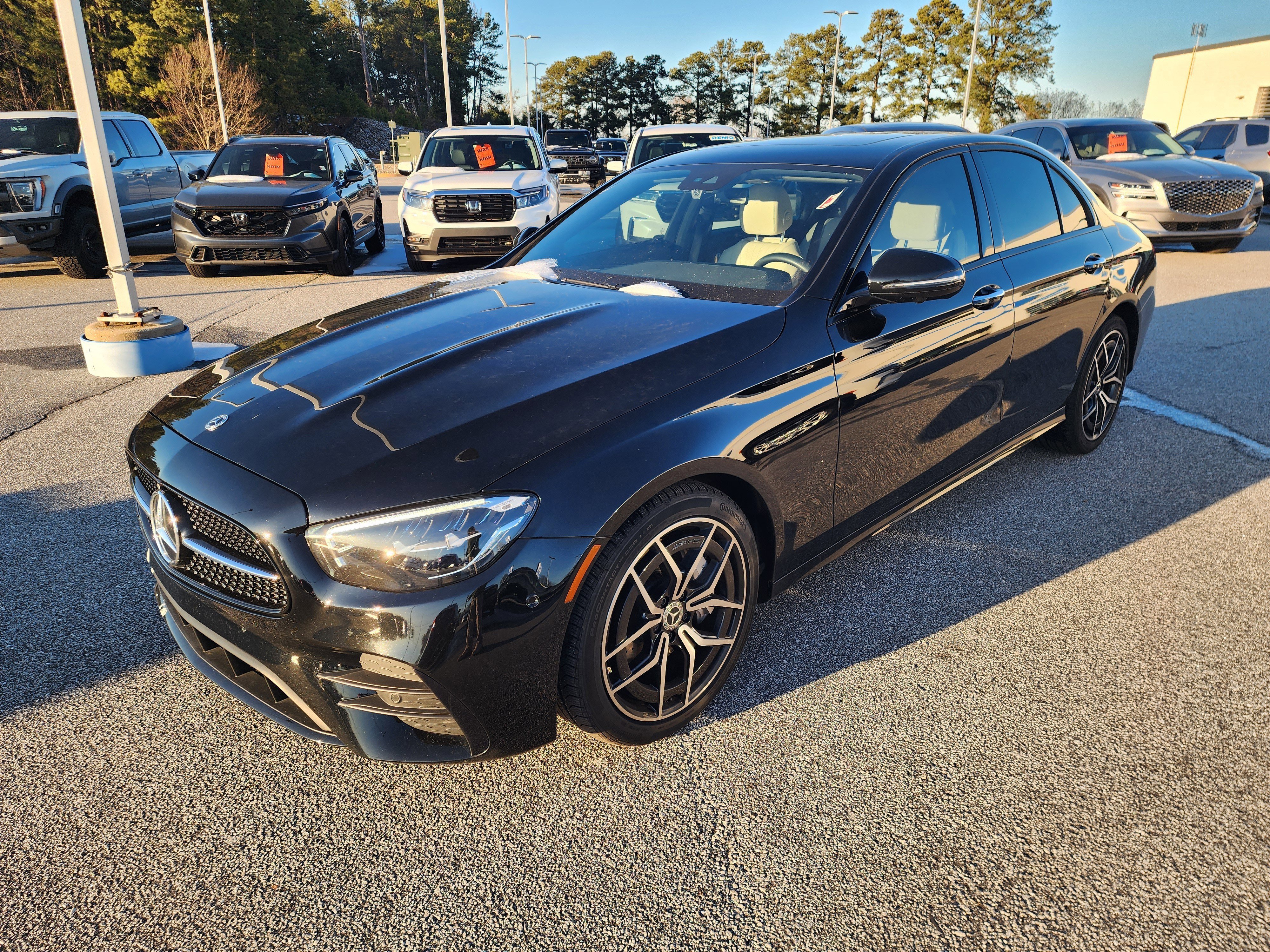 Used 2023 Mercedes-Benz E 350 Sedan image 8