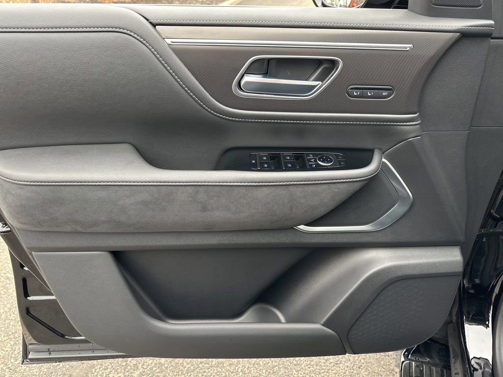 New 2026 INFINITI QX80 Luxe w/ Exterior Package image 35