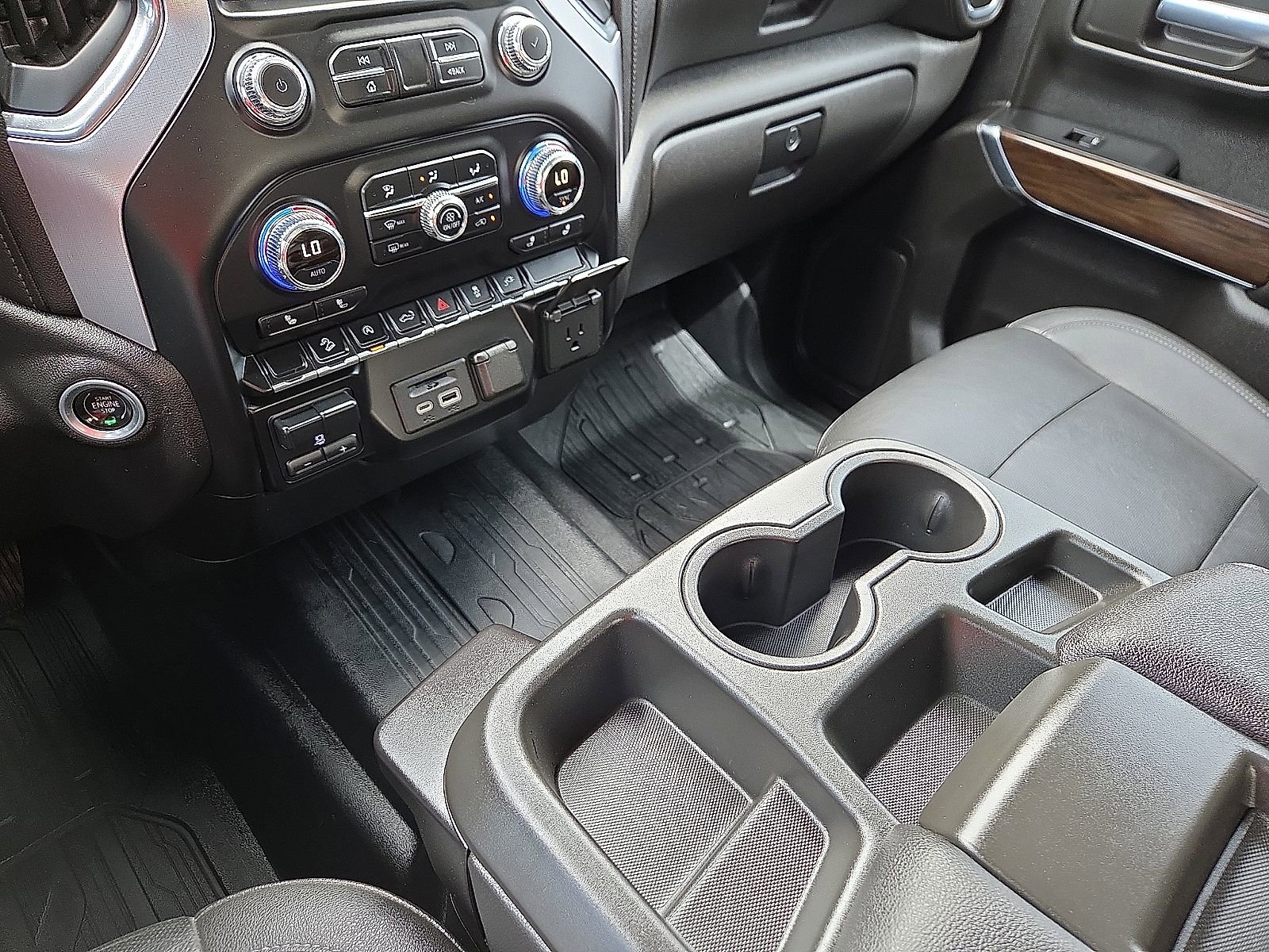 Used 2021 GMC Sierra 1500 SLT image 25