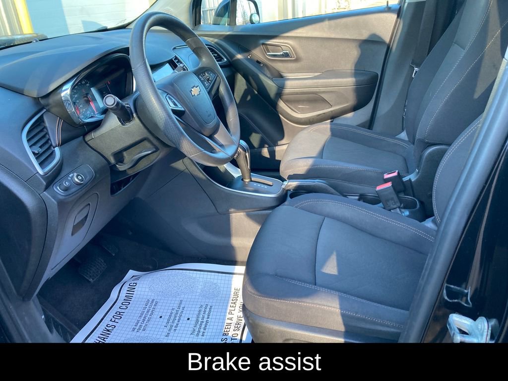 Used 2019 Chevrolet Trax LT AWD/4WD image 12