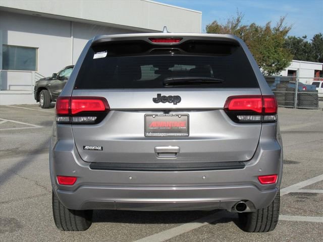 Used 2021 Jeep Grand Cherokee Laredo X image 5
