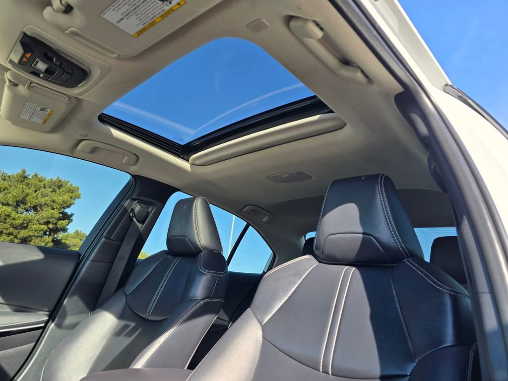 Used 2024 Toyota Corolla XLE image 29