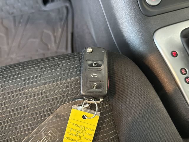 Used 2017 Volkswagen Tiguan Limited w/ Premium Package image 28