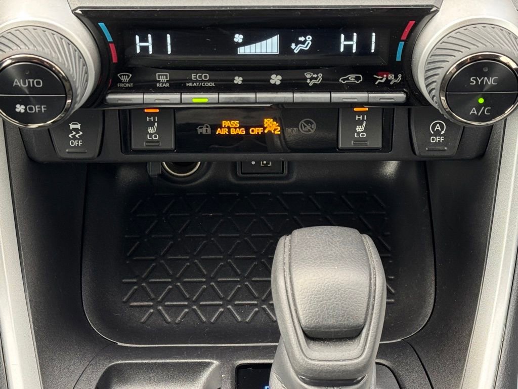 Certified 2025 Toyota RAV4 XLE image 37
