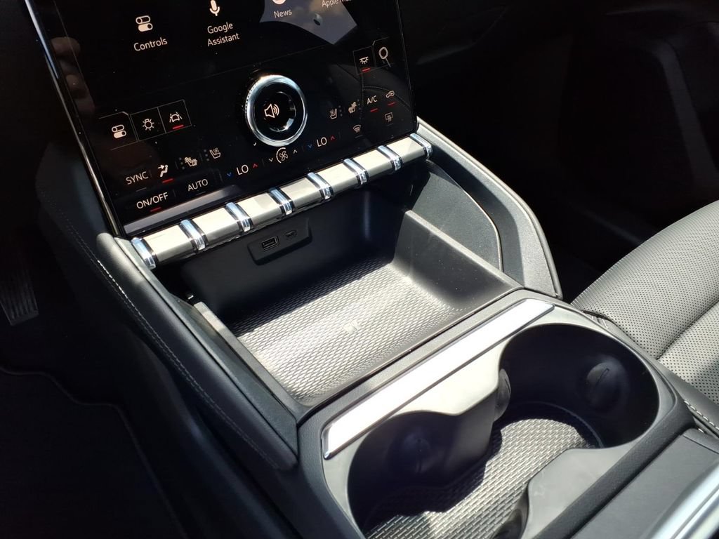 New 2027 GMC Terrain Elevation w/ Elevation Premium Package FWD image 17