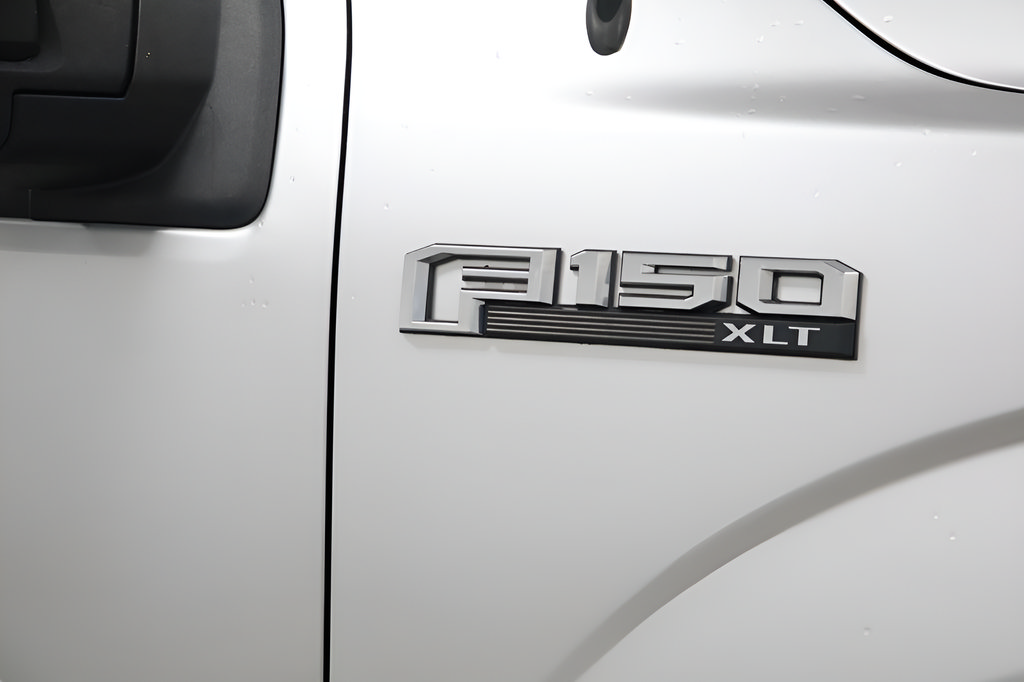 Used 2016 Ford F150 XLT w/ Equipment Group 301A Mid AWD/4WD image 9