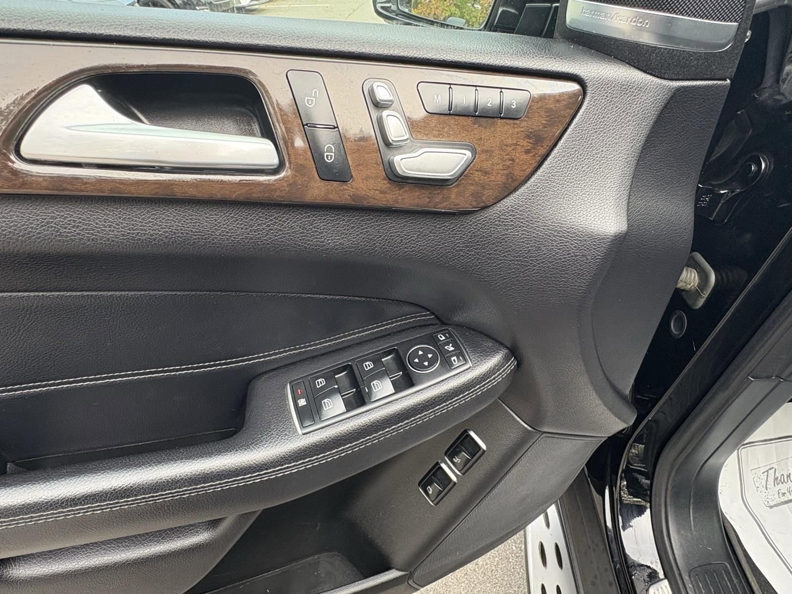 Used 2019 Mercedes-Benz GLS 450 4MATIC image 18