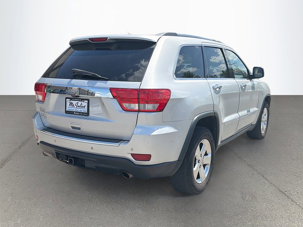 Used 2013 Jeep Grand Cherokee Limited w/ Trailer Tow Group AWD/4WD image 4