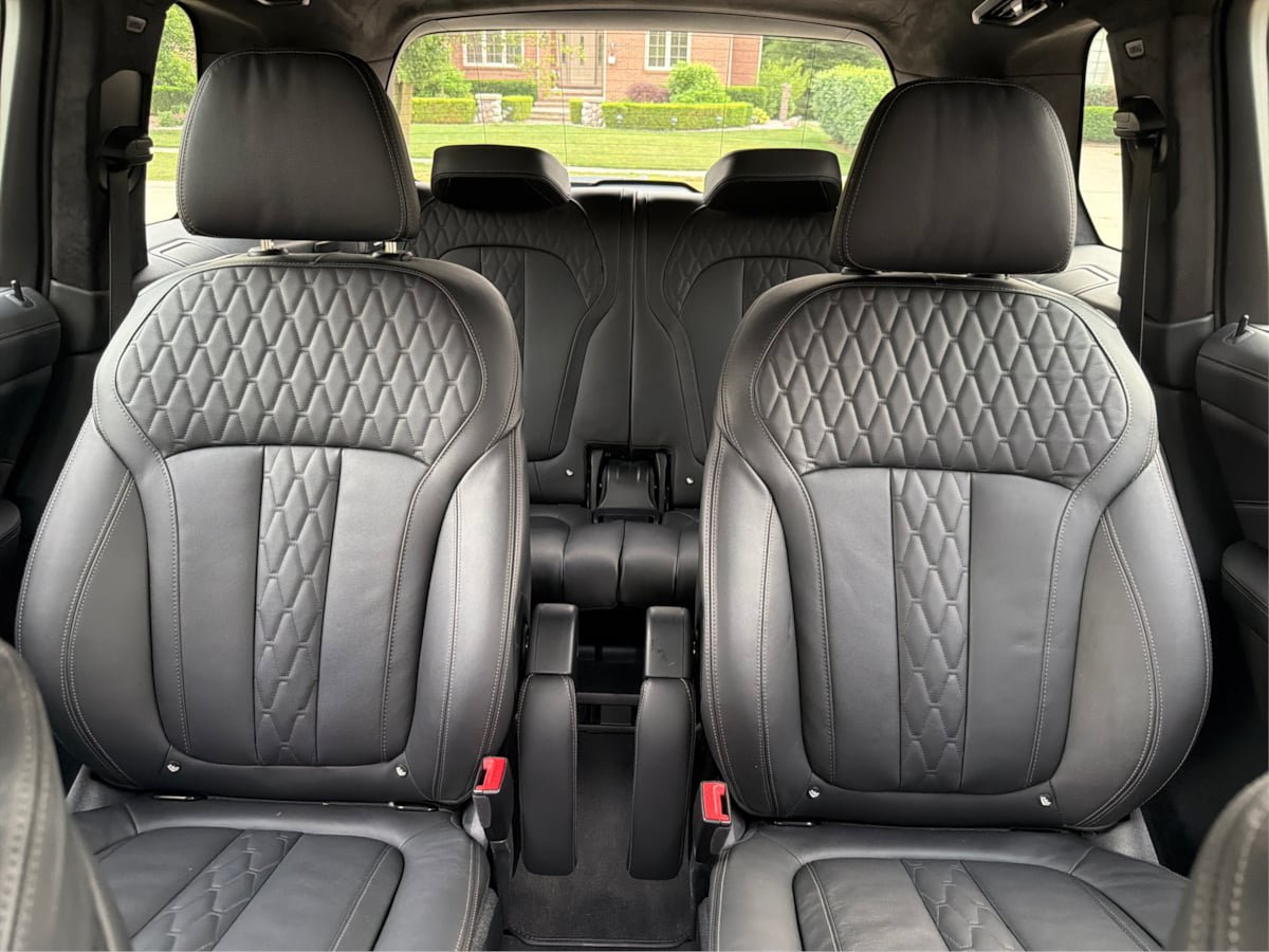 Used 2024 BMW X7 M60i w/ Executive Package AWD/4WD image 45