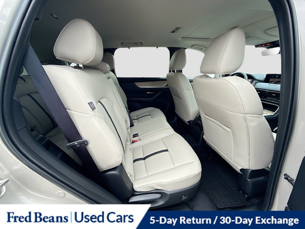 Used 2026 MAZDA CX-90 Plug-In Hybrid w/ Preferred AWD/4WD image 36