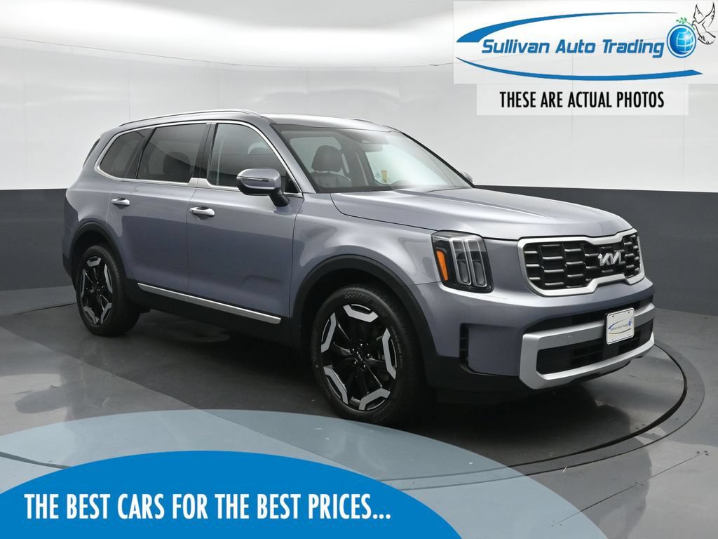 Used 2023 Kia Telluride S w/ S Sunroof Package