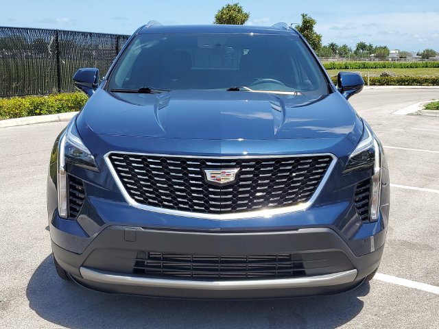 Used 2019 Cadillac XT4 Premium Luxury w/ Driver Awareness Package FWD image 2