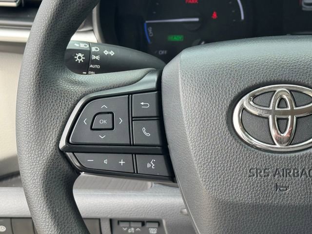 Used 2022 Toyota Sienna LE image 25