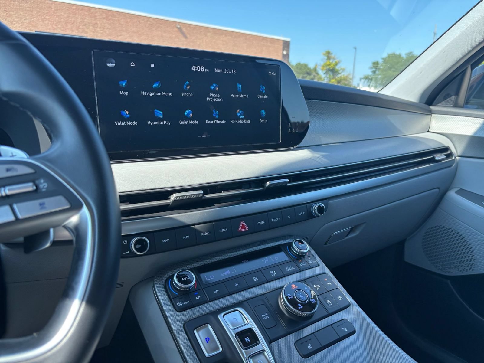 Used 2025 Hyundai Palisade SEL AWD/4WD image 17