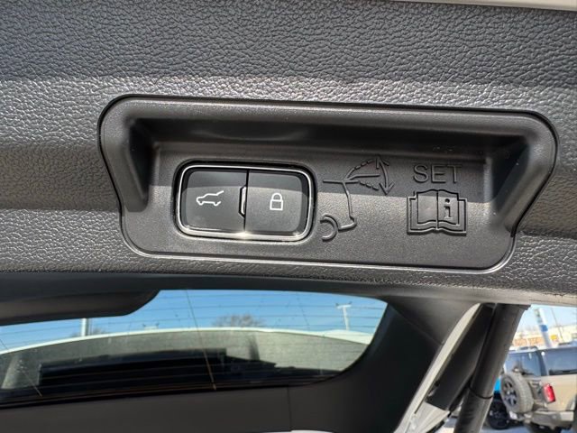 Used 2023 Ford Explorer ST w/ Equipment Group 401A AWD/4WD image 33