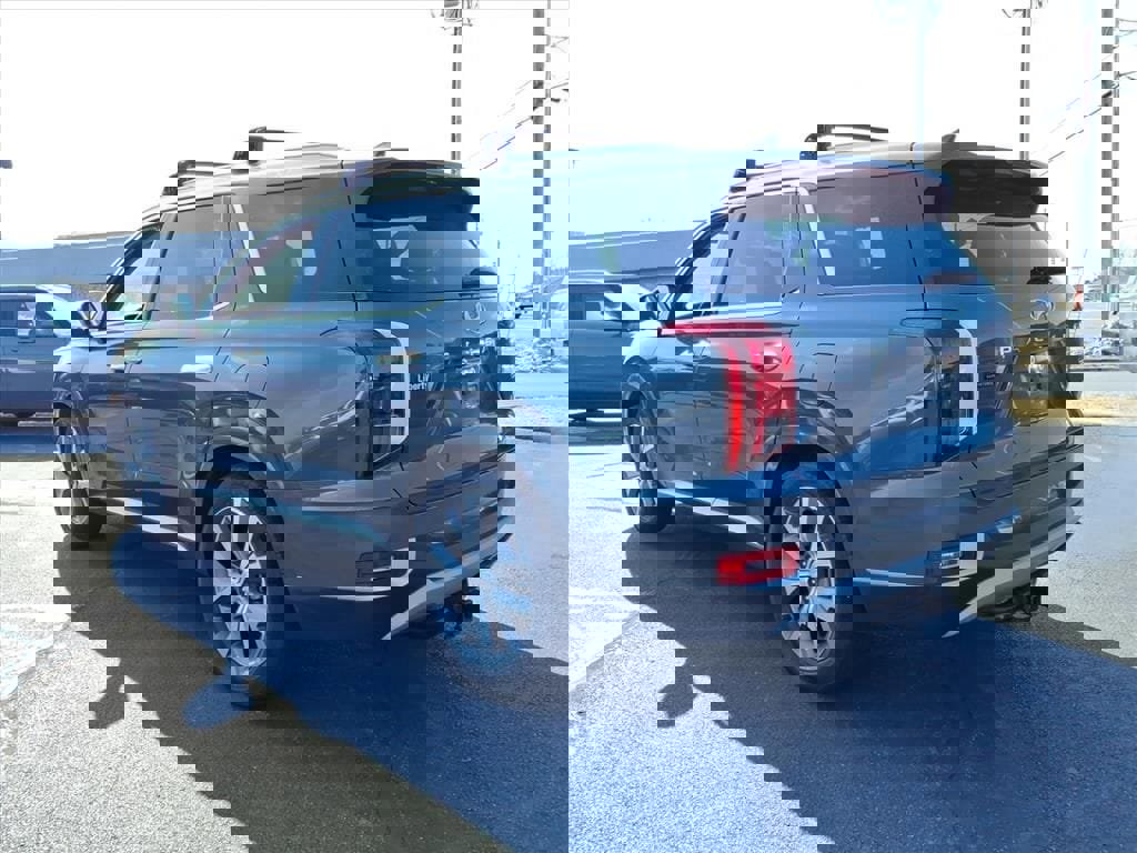 Used 2021 Hyundai Palisade Limited image 24